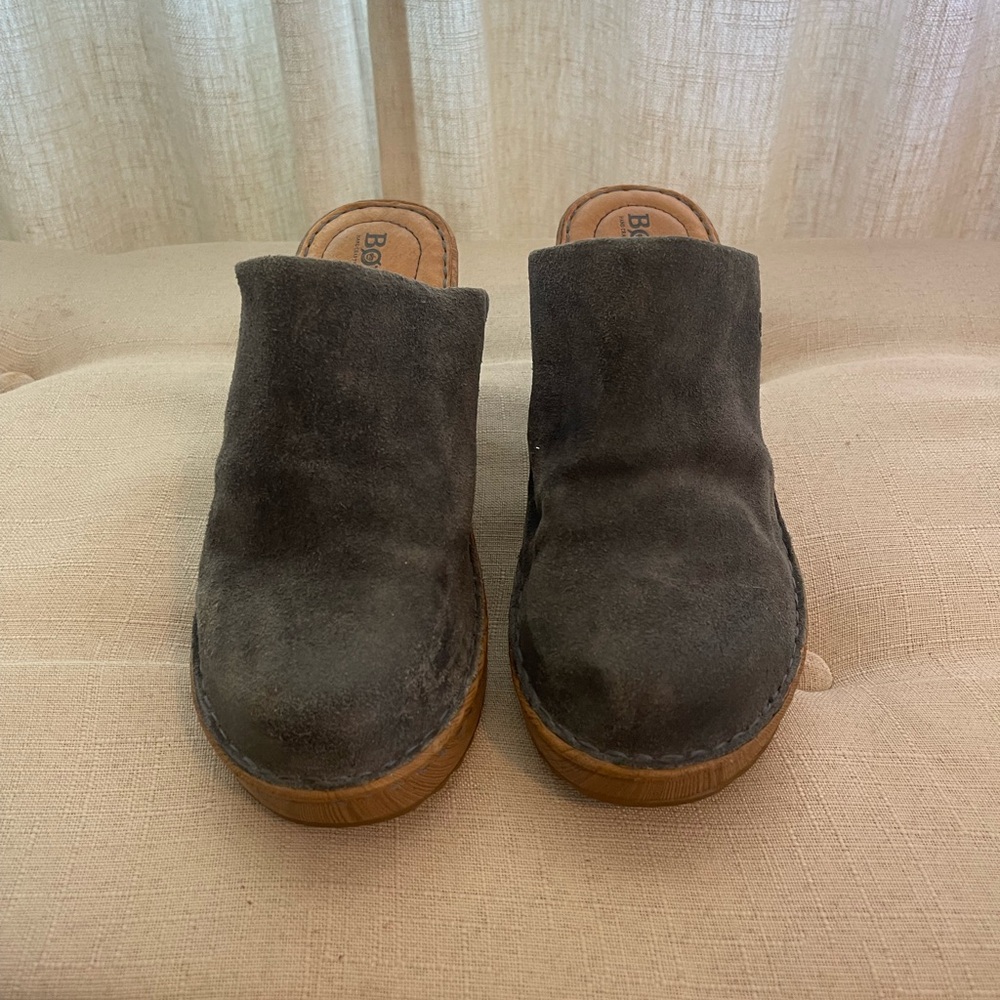 Born Women's Blue Suede Mules